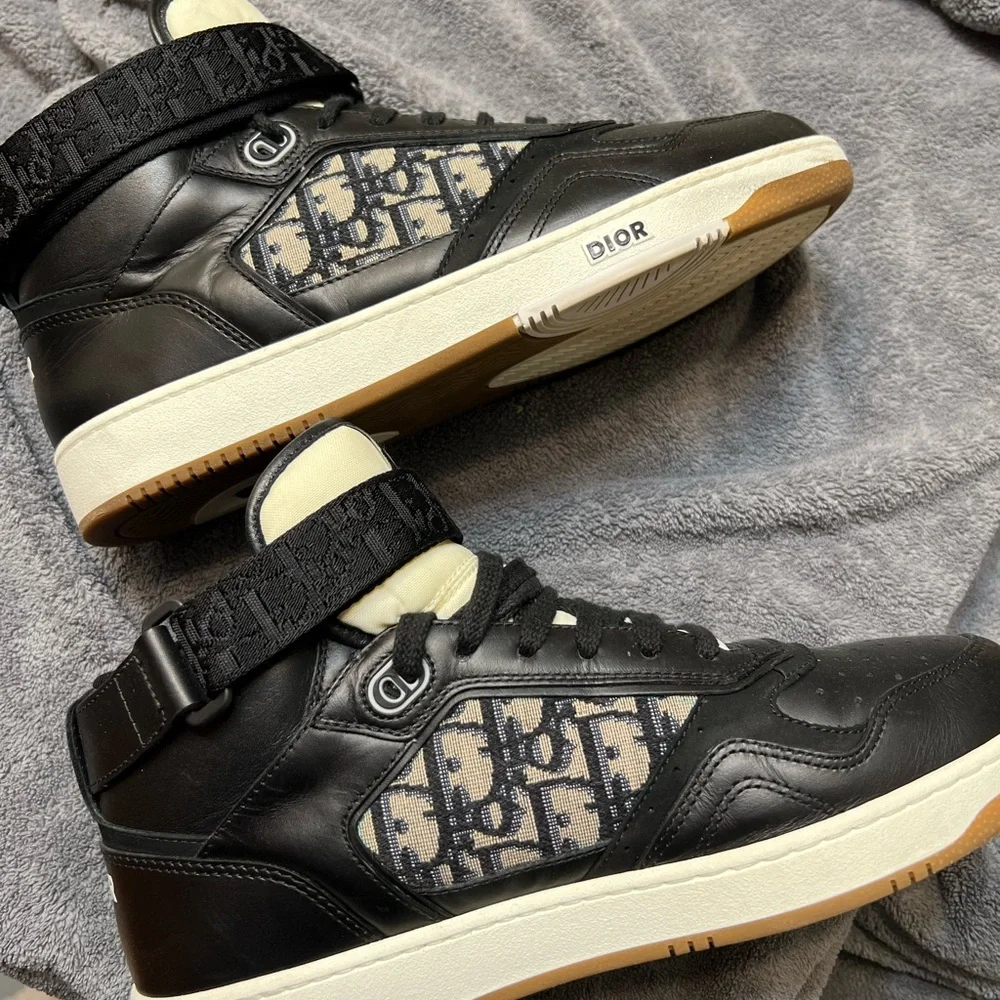 Men’s Dior high tops - Picture 3 of 7